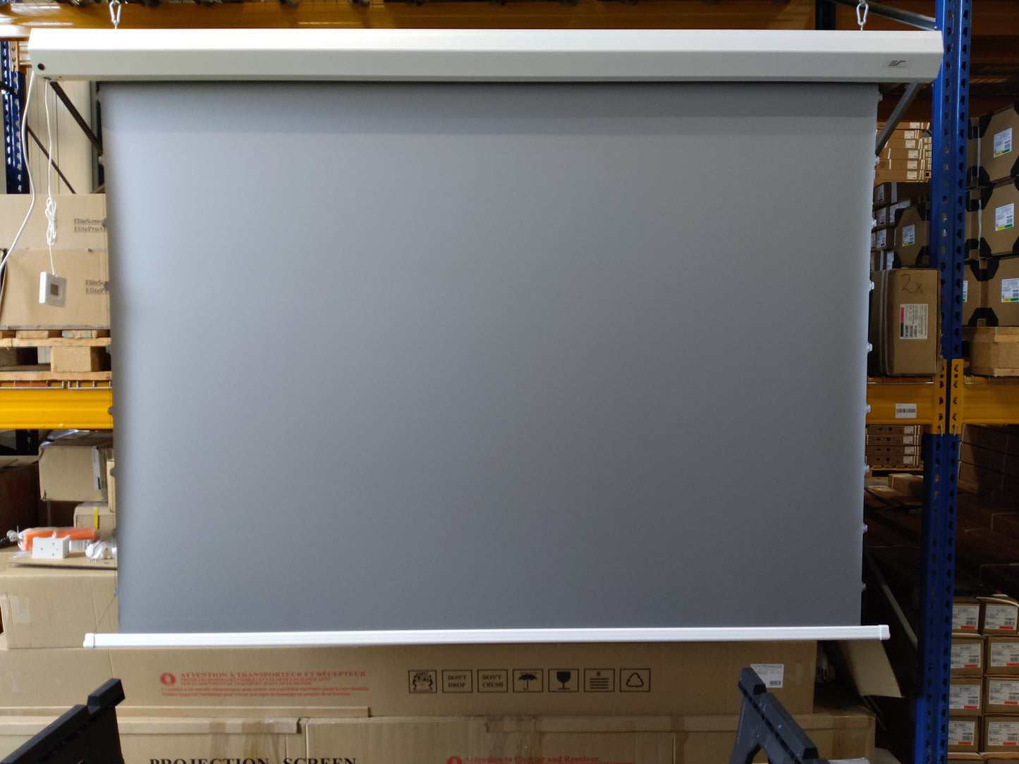 Gebraucht – Neuwertig // DAYWALKER DW3 TAB TENSION – CineGrey 4D (ALR) / 16:9 / 92" (203 x 115 / Vorlauf ) // B-DWN92XHTD3-E12-24CH00656